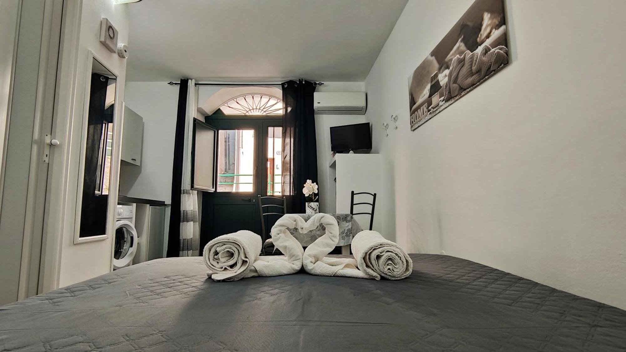 Casa Vacanze Da Nene Чефалу Экстерьер фото